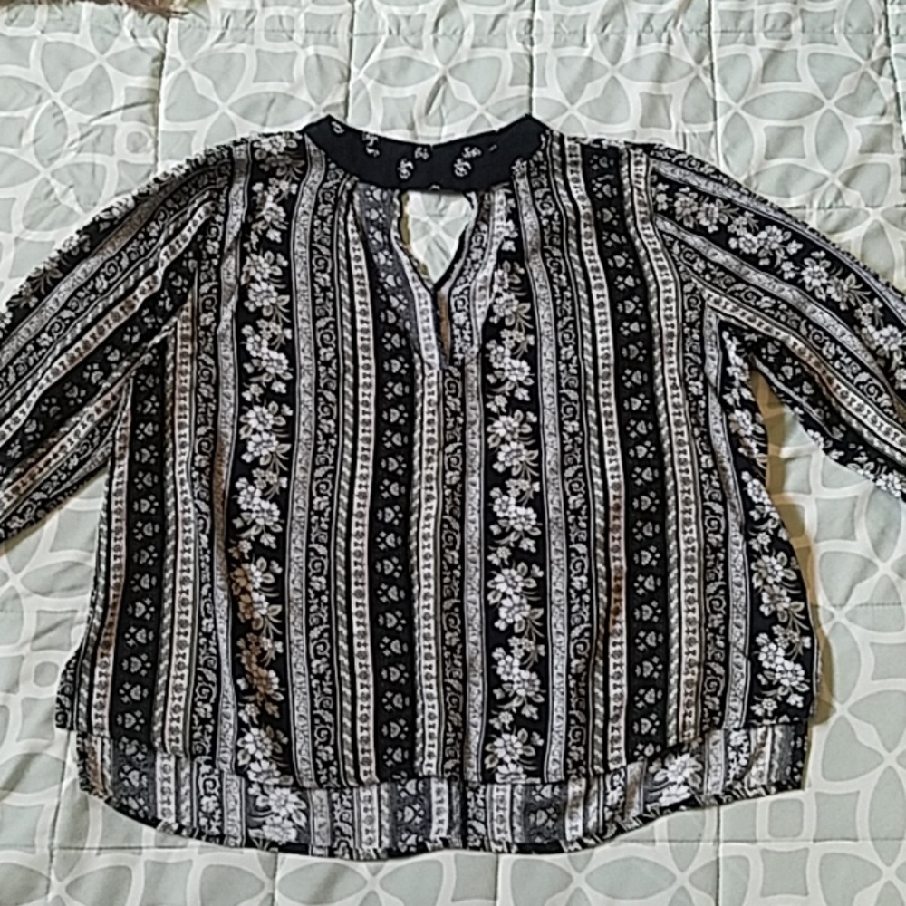 Patterned Top NWOT